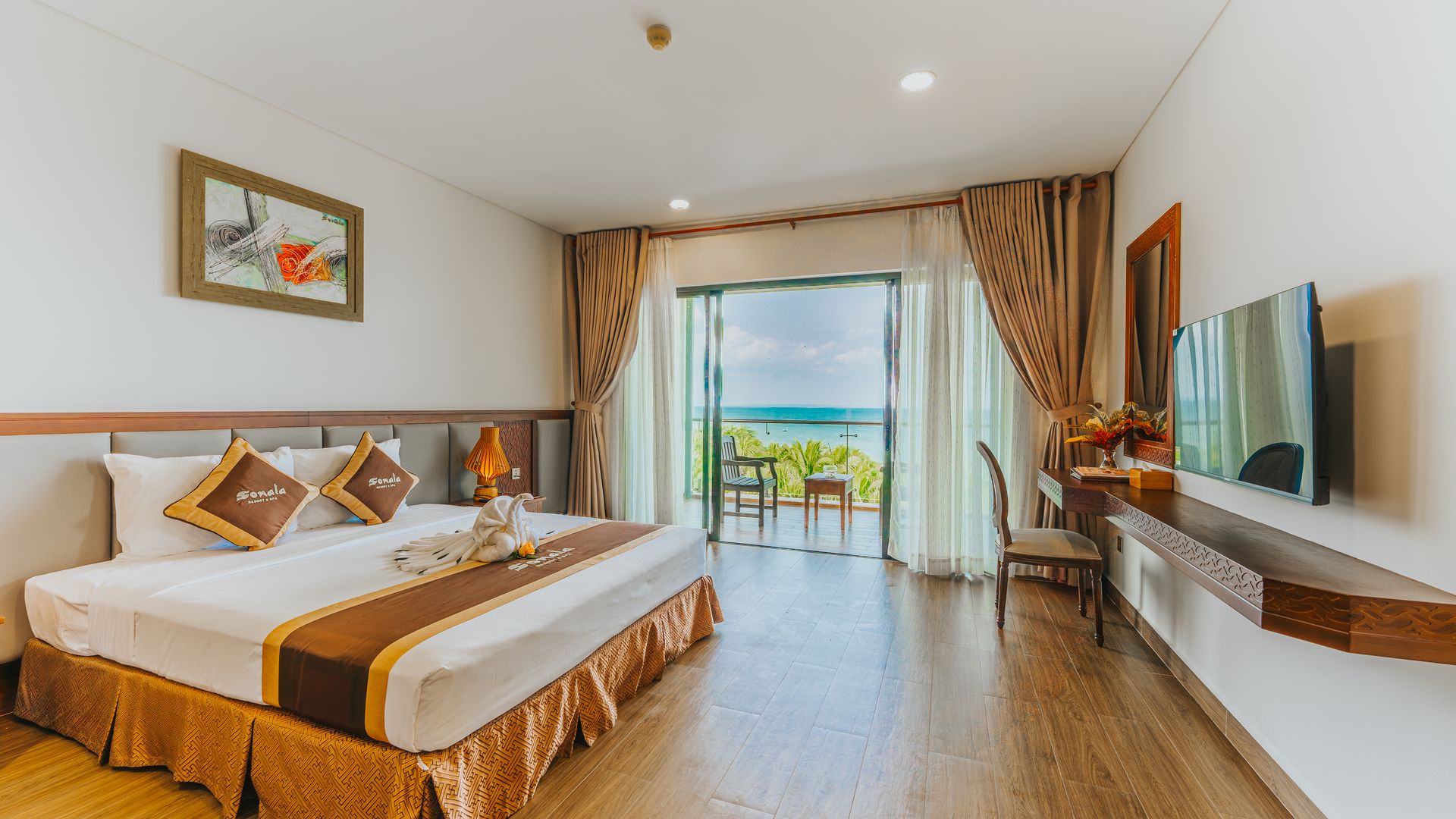 Premium Deluxe Sea View - Featured View